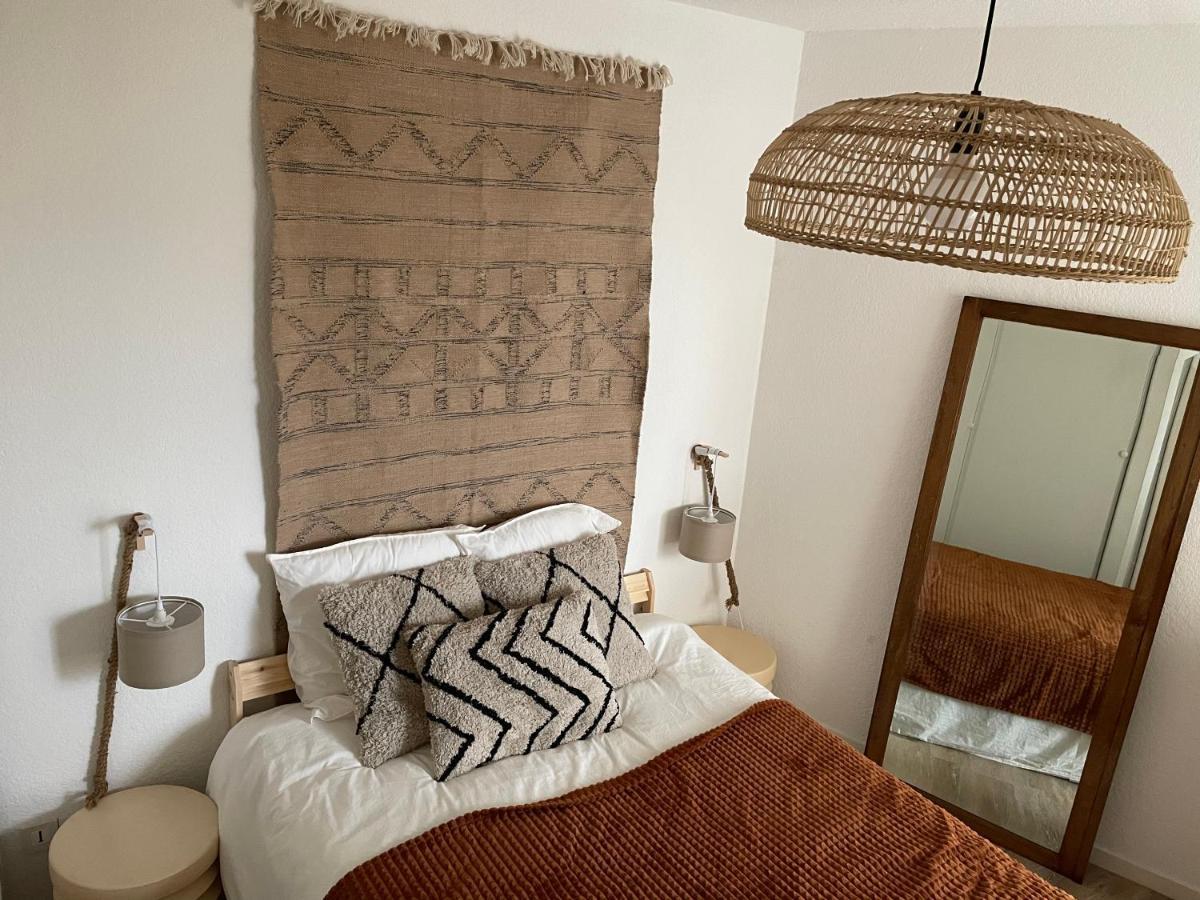 Appartement A 1 Pas De La Plage, Ambiance Boheme Naturel Prefailles Luaran gambar